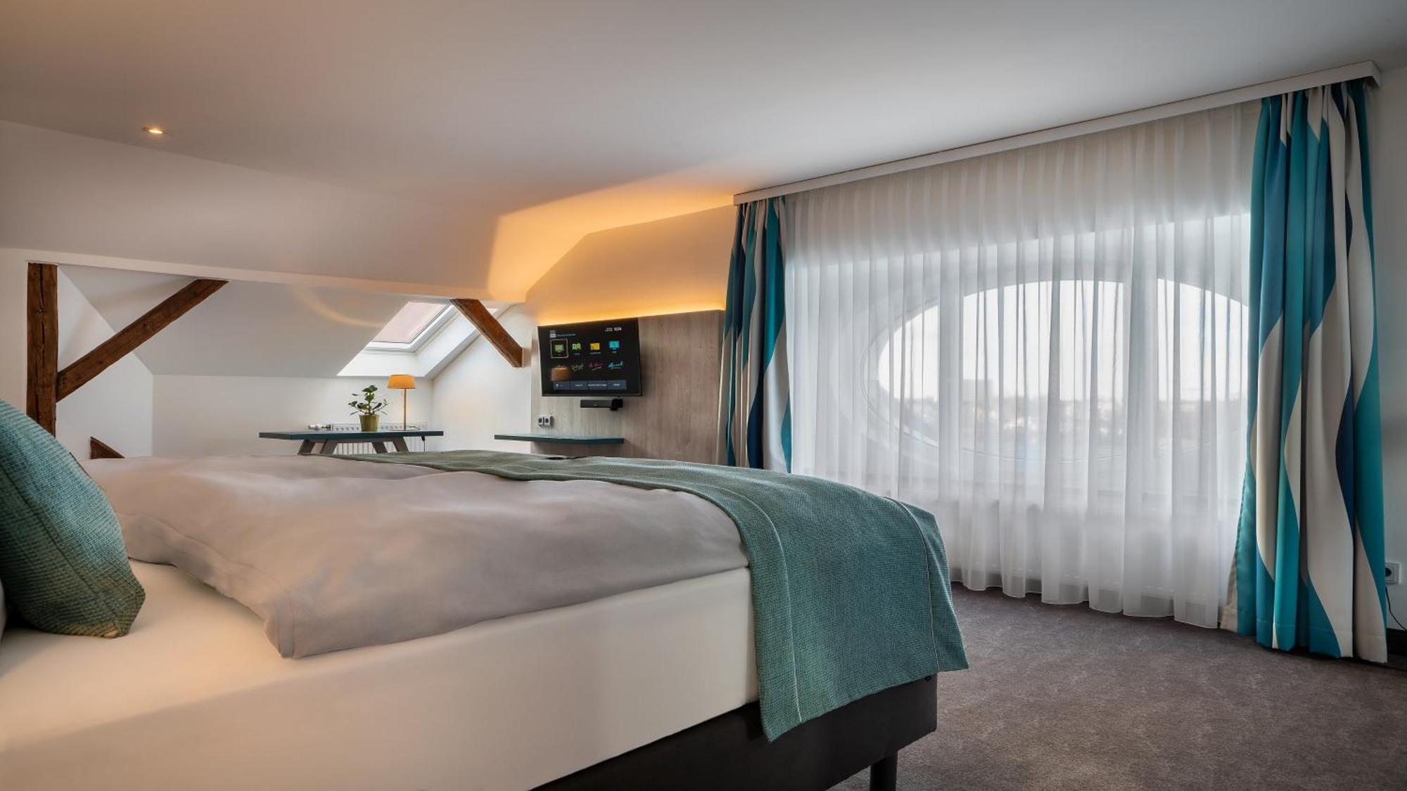 Holiday Inn - The Niu, Rig Luebeck By Ihg Exterior photo